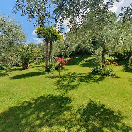Casa Valenti Apartment Brenzone sul Garda Exterior photo