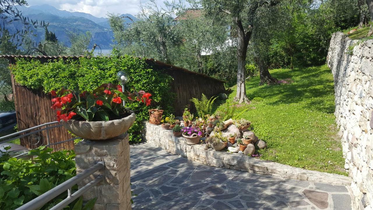 Casa Valenti Apartment Brenzone sul Garda Exterior photo