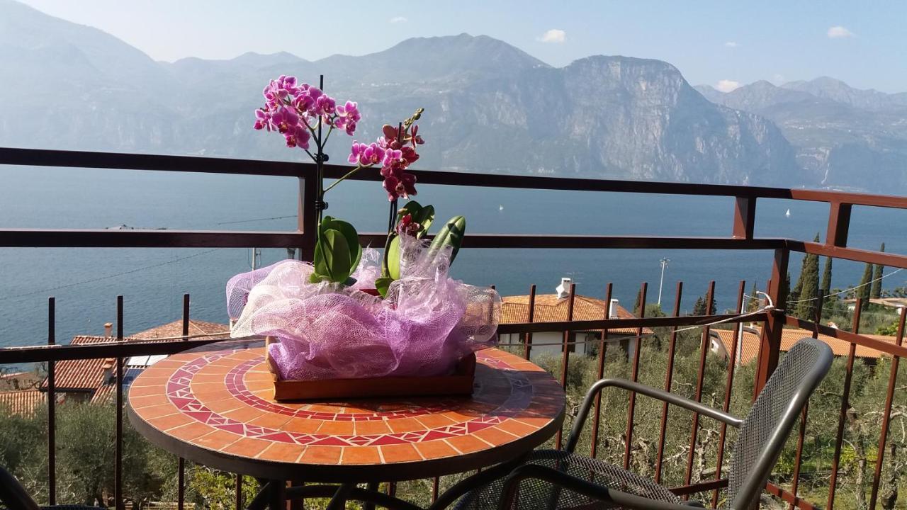 Casa Valenti Apartment Brenzone sul Garda Exterior photo